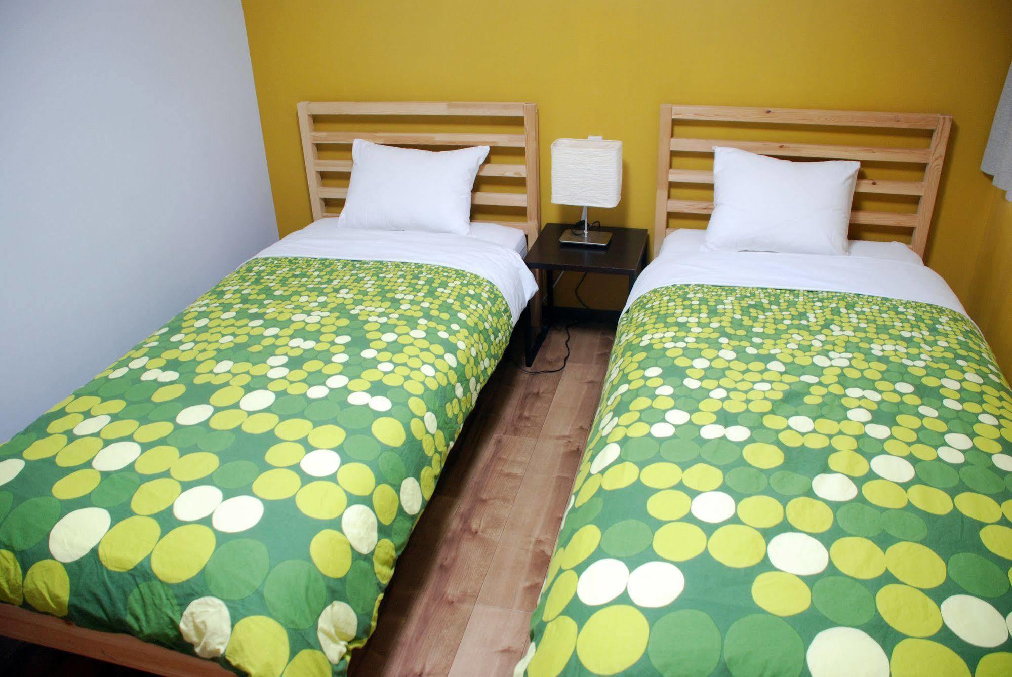 Hat'N Hat Hostel كيوتو المظهر الخارجي الصورة